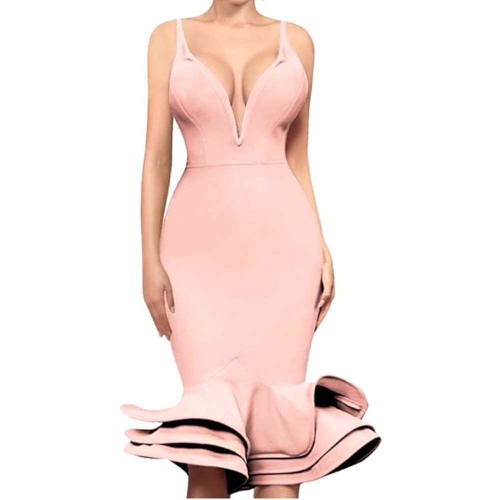 Stunning Plunge Extreme Fishtail
Bandage Dress